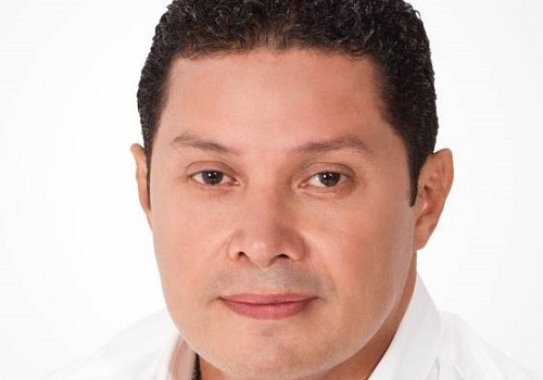 <b>...</b> a <b>John Valle</b> Cuello, para ser su candidato a la Alcaldía de Valledupar. - Johnvallecuello-500x350