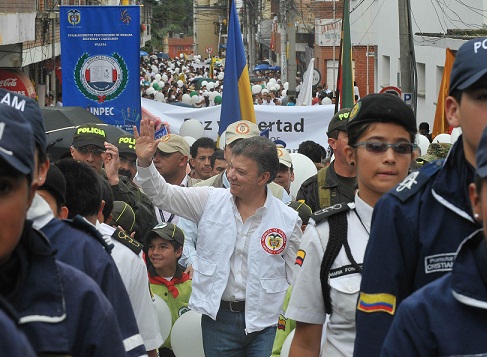 Farc responden a marchantes y al presidente Santos