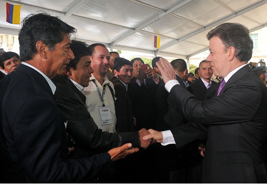 «Primer reto de los nuevos gobernantes es terminar las 3.700 obras de la emergencia invernal»: Presidente Santos