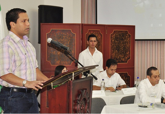Gobernador Monsalvo prioriza necesidades de los municipios del Cesar