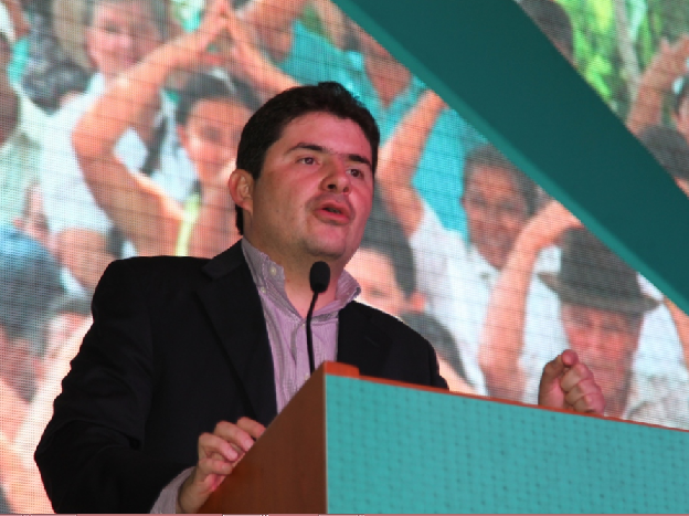 Gobierno Nacional anuncia otros 10 mil cupos para que hogares colombianos compren vivienda social nueva