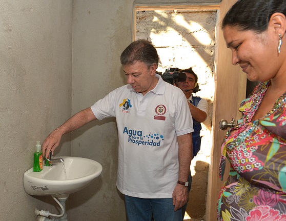 Hoy estamos llevando agua por primera vez a 2 millones y medio de colombianos