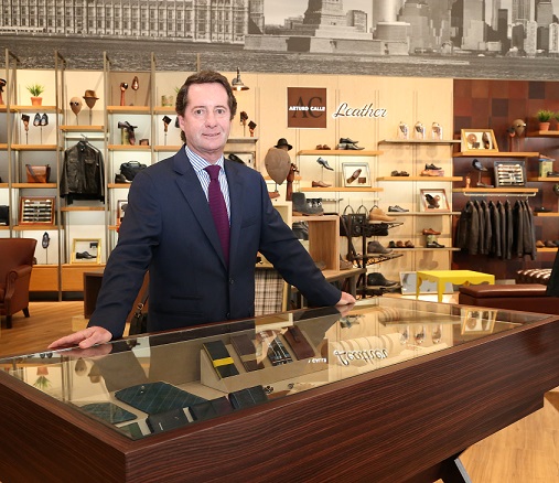 Arturo Calle abre la primera tienda AC Leather en el Centro Comercial Los Mayales de Valledupar
