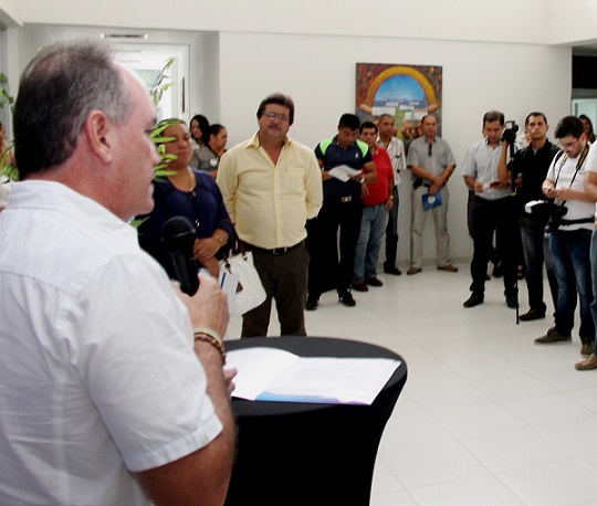 Gobernador Franco Ovalle inaugura la Oficina Institucional para los alcaldes del Cesar