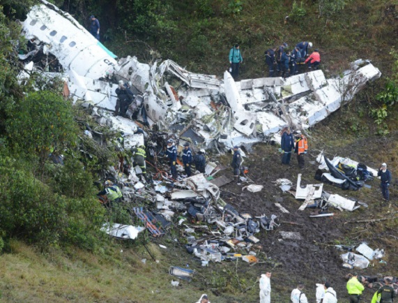 Mucho dolor en el siniestro del Chapecoensa: 71 muertos y 6 sobrevivientes