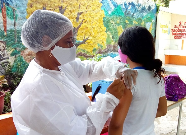 Alcaldía de Valledupar invita a la comunidad a no bajar la guardia ante la vacunación