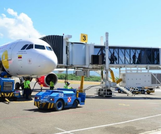 Gobernación, Alcaldía y gremios logran la llegada de la aerolínea Wingo a Santa Marta