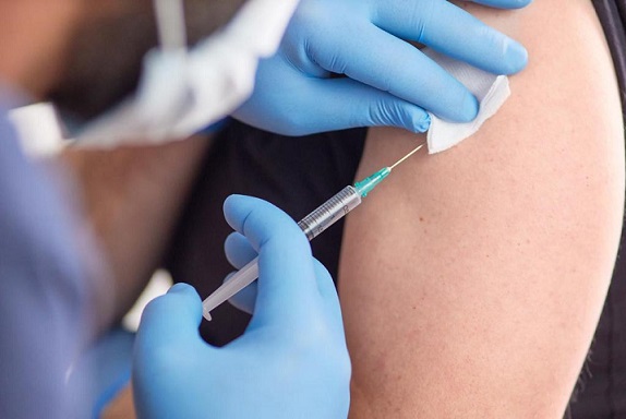 Inicia vacunación para jóvenes de 20 a 24 años en el Cesar