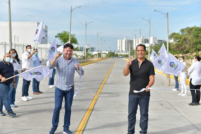 “Lo que era una trocha hoy es una gran avenida”: gobernador Monsalvo inauguró la calle ‘Martín Elías’
