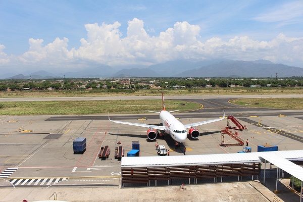 Pasajeros podrán entrar con dos acompañantes el aeropuerto de Valledupar