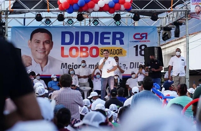 Didier Lobo inició su campaña electoral para repetir curul en el Senado