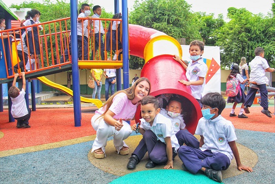 “¡Seguimos cumpliéndole a nuestra infancia!”: Primera dama de Valledupar en la entrega de parques