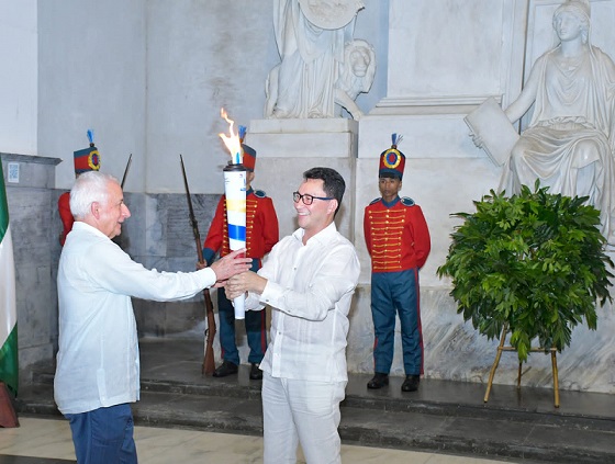 “Exhorto a rodear los Juegos Bolivarianos, lo que queda es histórico y lo estamos viviendo”: Carlos Caicedo
