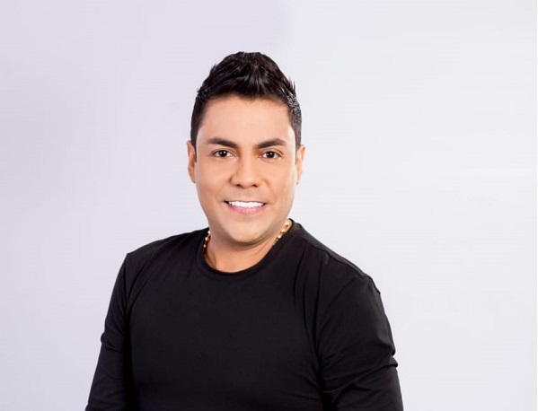Churo Díaz, oficializa el repertorio de su nuevo álbum ‘Único’