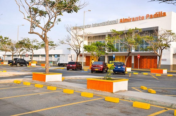 Contraloría General alerta deficiencias en obras por 41 mil millones de pesos en el aeropuerto de Riohacha