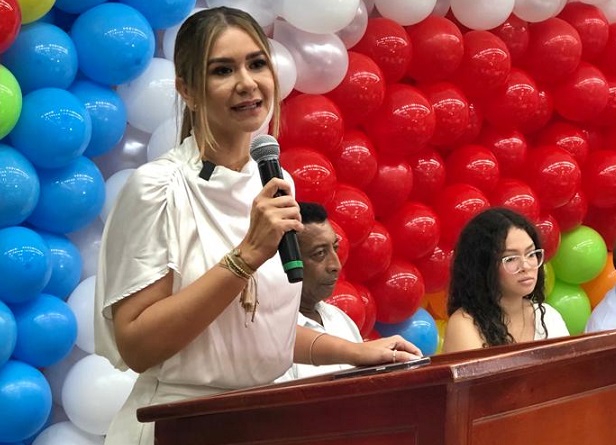 «En el Cesar la política se hace con decencia, no con vulgaridades»: Elvia Milena Sanjuan, nueva candidata a la gobernación