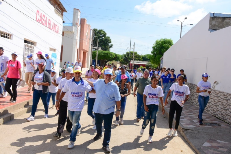 Villa Jaidith, Chiriquí y 25 de Diciembre cerraron campaña ganadora de Ernesto Orozco en la Comuna 3
