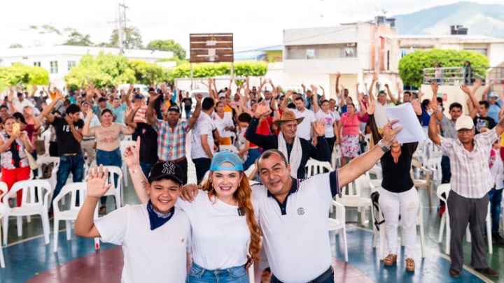 La candidata a la gobernación del Cesar, Katia Ospino, tuvo gran respaldo en Pailitas