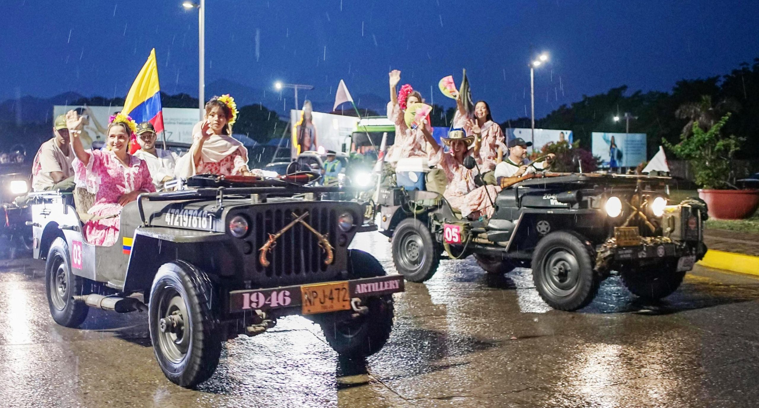 El Desfile de Jeep Willys Parranderos se convirtió en un encuentro rodante lleno de alegría y música