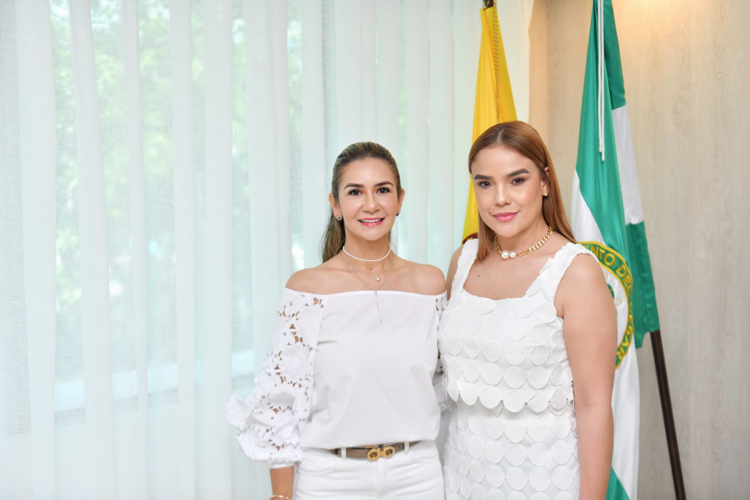 Gobernadora Elvia Milena Sanjuán posesionó a la nueva secretaria de Deportes del Cesar, Rayssa Milena Rincón